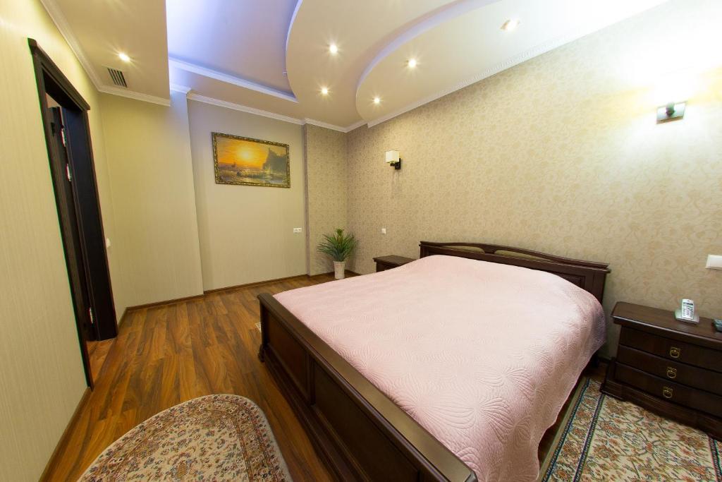 Hotel Royal Zaporizhia Exterior foto